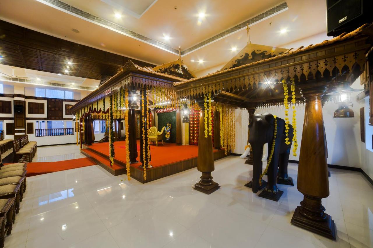 Hotel Guruvayur Darshan Exterior photo